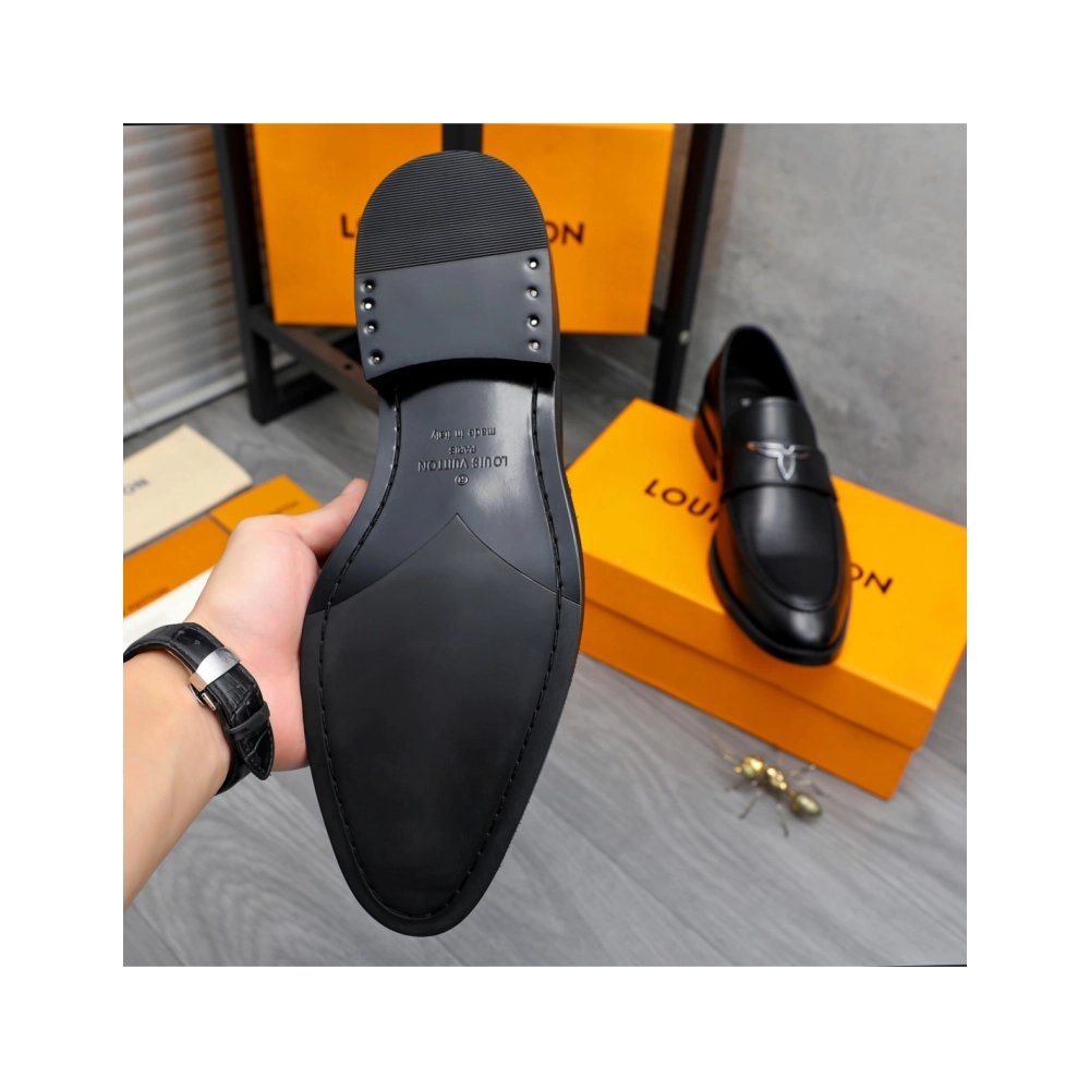 Louis Vuitton leather shoes 018,Louis Vuitton Leather Shoes,LOUIS VUITTON Sneakers,Business Shoes