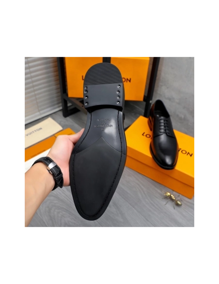 Louis Vuitton leather shoes 020,Louis Vuitton Leather Shoes,LOUIS VUITTON Sneakers,Business Shoes