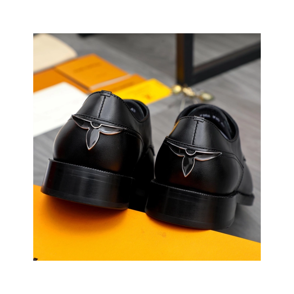 Louis Vuitton leather shoes 020,Louis Vuitton Leather Shoes,LOUIS VUITTON Sneakers,Business Shoes
