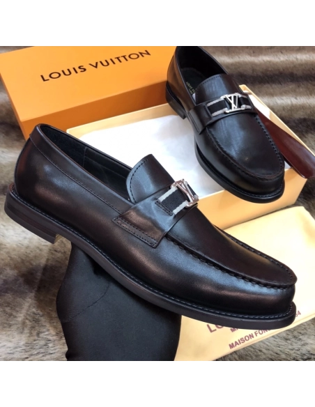 Louis Vuitton leather shoes 021,Louis Vuitton Leather Shoes,LOUIS VUITTON Sneakers,Business Shoes