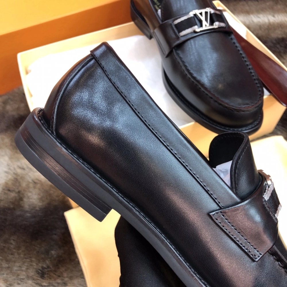 Louis Vuitton leather shoes 021,Louis Vuitton Leather Shoes,LOUIS VUITTON Sneakers,Business Shoes