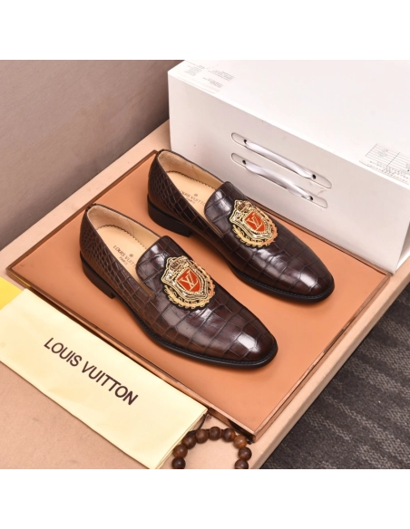 Louis Vuitton leather shoes 022,Louis Vuitton Leather Shoes,LOUIS VUITTON Sneakers,Business Shoes