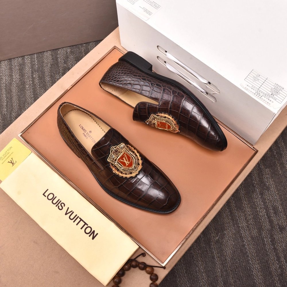 Louis Vuitton leather shoes 022,Louis Vuitton Leather Shoes,LOUIS VUITTON Sneakers,Business Shoes