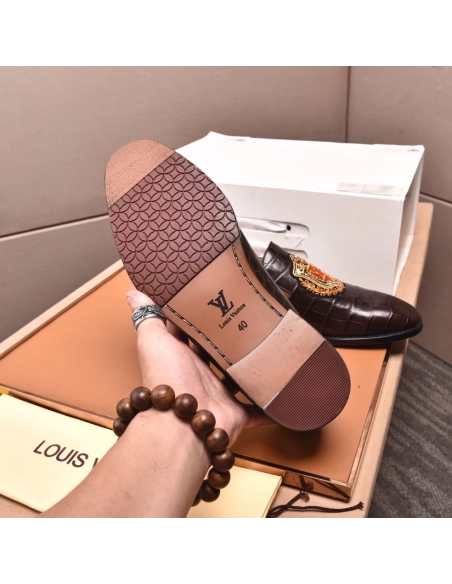 Louis Vuitton leather shoes 022,Louis Vuitton Leather Shoes,LOUIS VUITTON Sneakers,Business Shoes