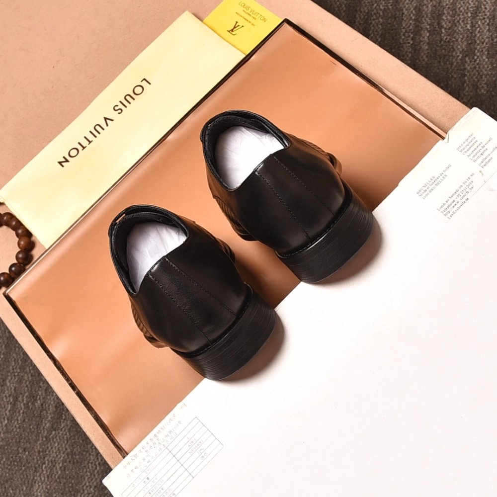 Louis Vuitton leather shoes 023,Louis Vuitton Leather Shoes,LOUIS VUITTON Sneakers,Business Shoes