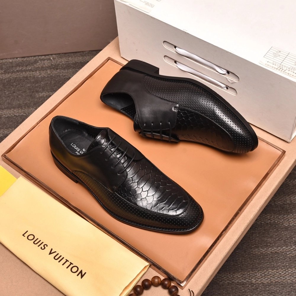 Louis Vuitton leather shoes 024,Louis Vuitton Leather Shoes,LOUIS VUITTON Sneakers,Business Shoes