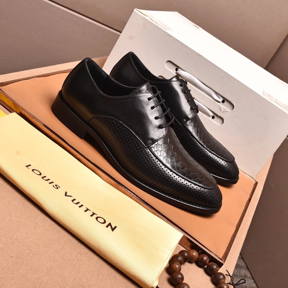 Louis Vuitton leather shoes 024,Louis Vuitton Leather Shoes,LOUIS VUITTON Sneakers,Business Shoes