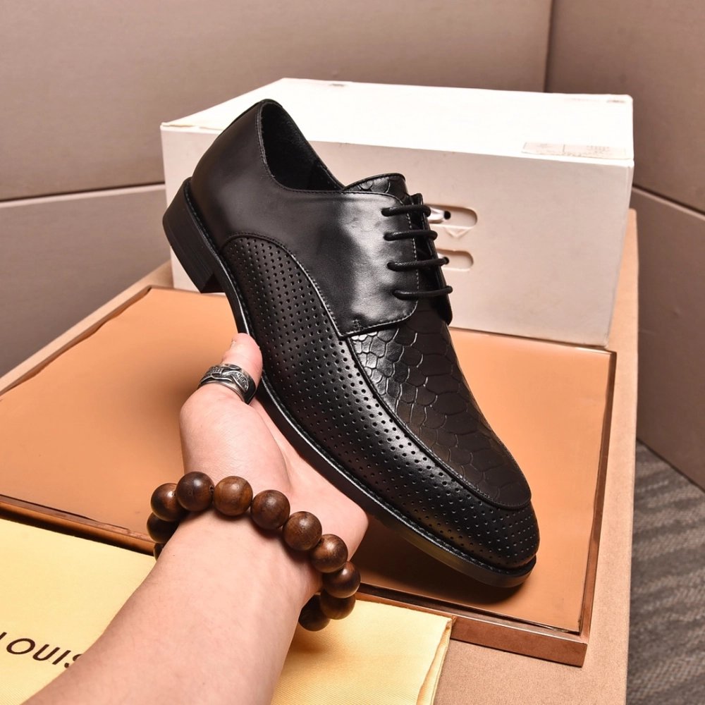 Louis Vuitton leather shoes 024,Louis Vuitton Leather Shoes,LOUIS VUITTON Sneakers,Business Shoes