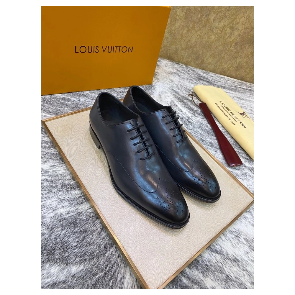 Louis Vuitton leather shoes 026,Louis Vuitton Leather Shoes,LOUIS VUITTON Sneakers,Business Shoes