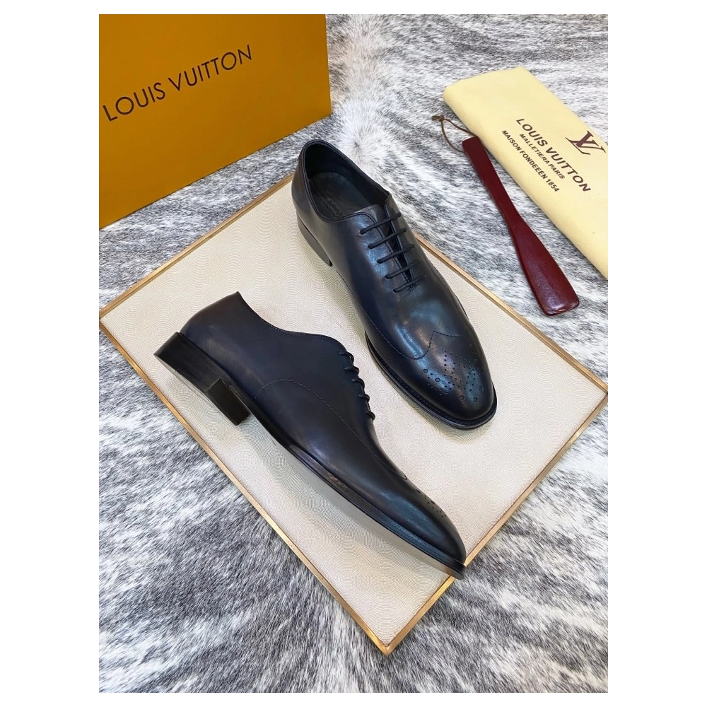 Louis Vuitton leather shoes 026,Louis Vuitton Leather Shoes,LOUIS VUITTON Sneakers,Business Shoes