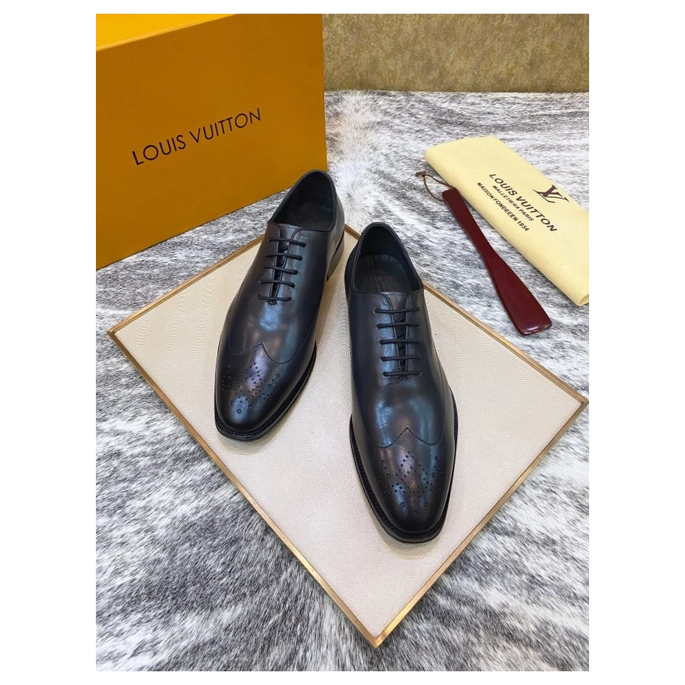 Louis Vuitton leather shoes 026,Louis Vuitton Leather Shoes,LOUIS VUITTON Sneakers,Business Shoes