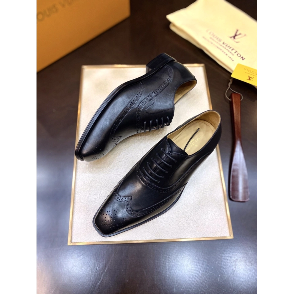 Louis Vuitton leather shoes 027,Louis Vuitton Leather Shoes,LOUIS VUITTON Sneakers,Business Shoes