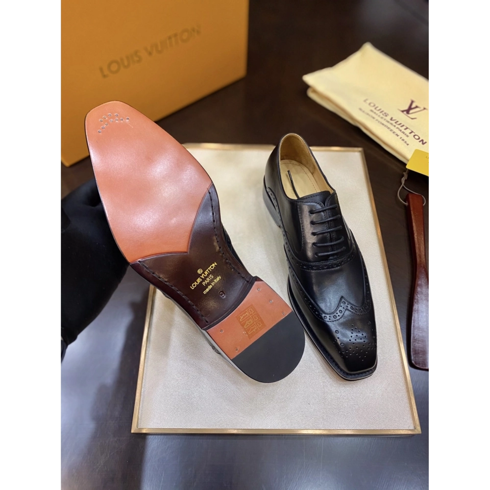 Louis Vuitton leather shoes 027,Louis Vuitton Leather Shoes,LOUIS VUITTON Sneakers,Business Shoes