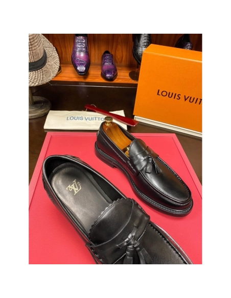 Louis Vuitton leather shoes 028,Louis Vuitton Leather Shoes,LOUIS VUITTON Sneakers,Business Shoes