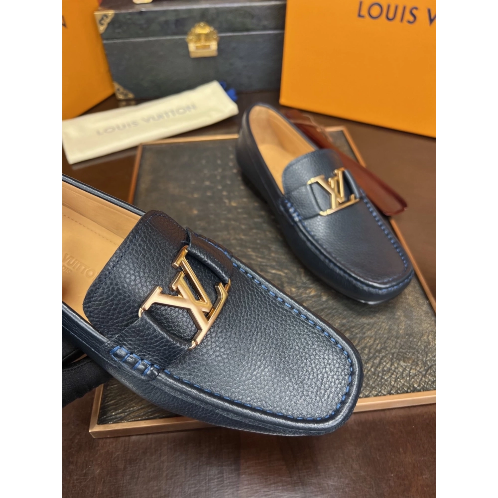 Louis Vuitton leather shoes 029,Louis Vuitton Leather Shoes,LOUIS VUITTON Sneakers,Business Shoes