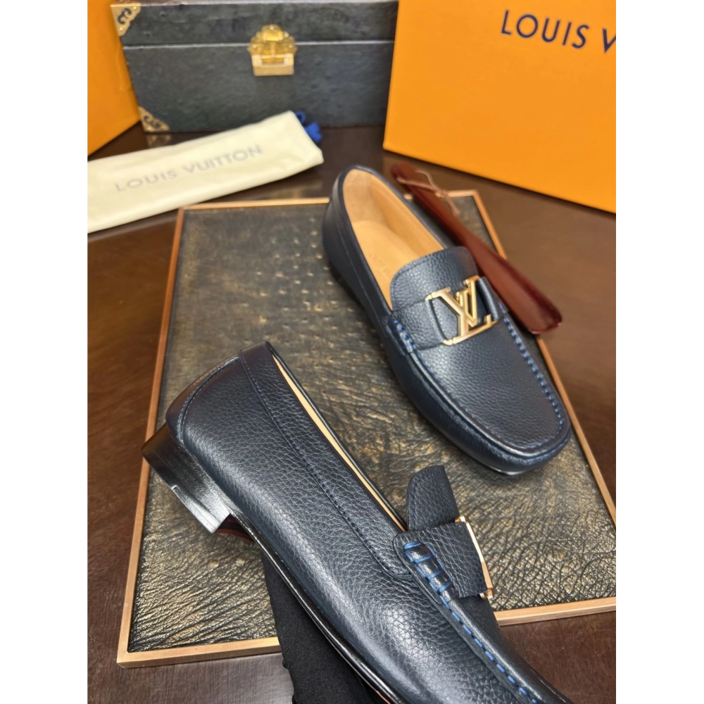 Louis Vuitton leather shoes 029,Louis Vuitton Leather Shoes,LOUIS VUITTON Sneakers,Business Shoes