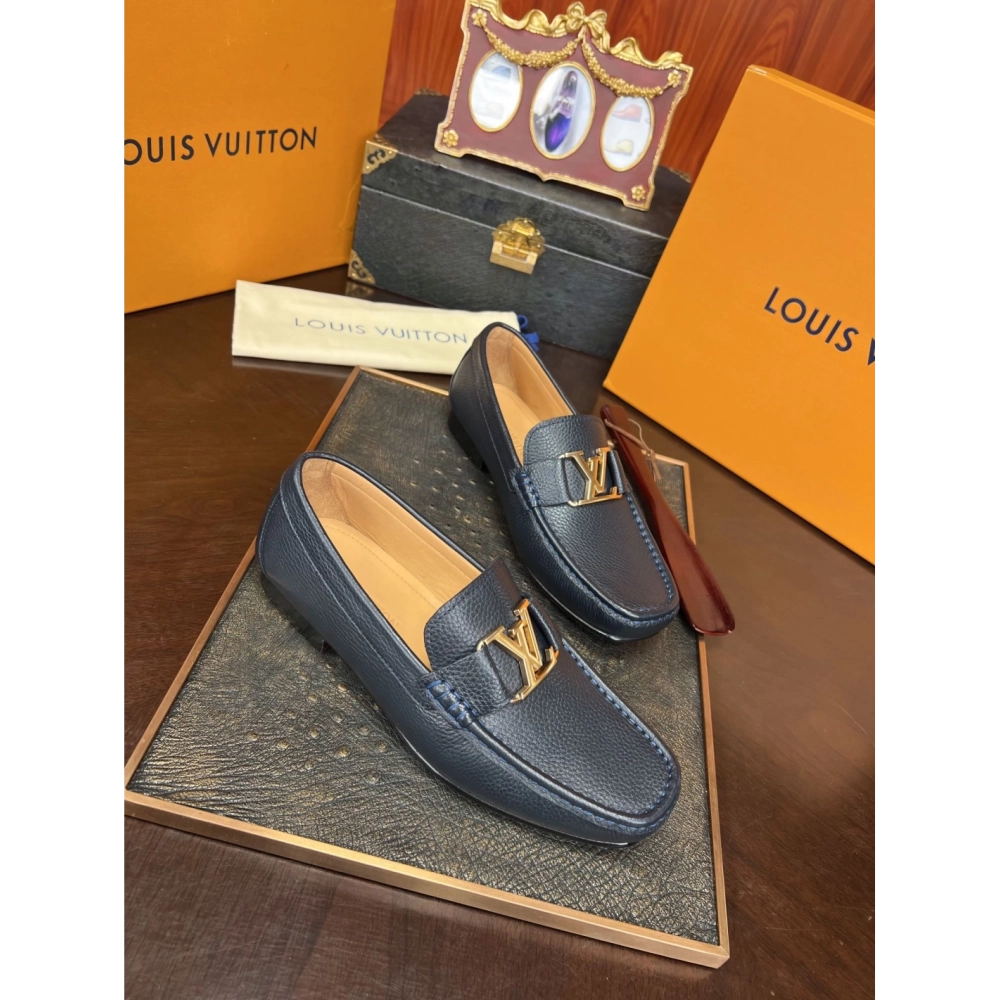 Louis Vuitton leather shoes 029,Louis Vuitton Leather Shoes,LOUIS VUITTON Sneakers,Business Shoes