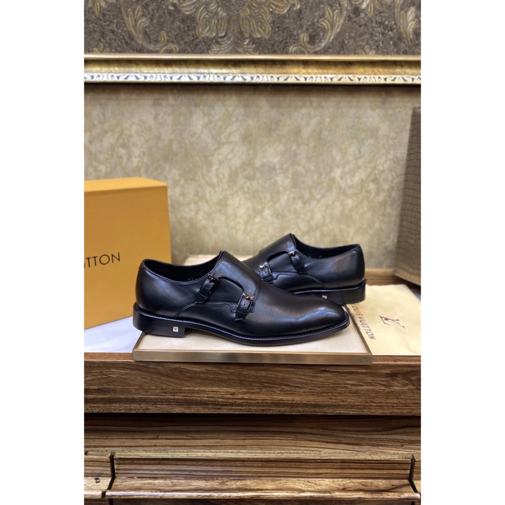 Louis Vuitton leather shoes 030,Louis Vuitton Leather Shoes,LOUIS VUITTON Sneakers,Business Shoes