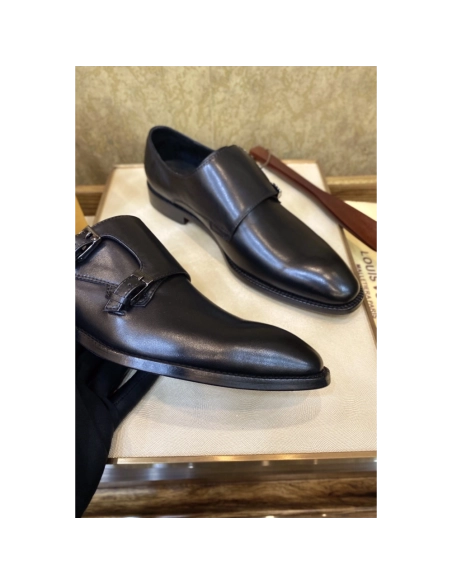 Louis Vuitton leather shoes 030,Louis Vuitton Leather Shoes,LOUIS VUITTON Sneakers,Business Shoes