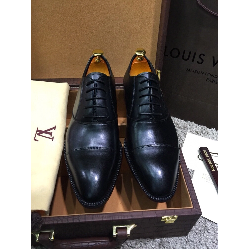 Louis Vuitton leather shoes 031,Louis Vuitton Leather Shoes,LOUIS VUITTON Sneakers,Business Shoes
