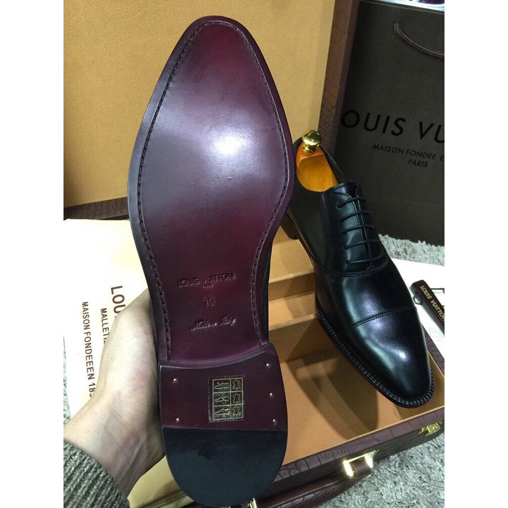 Louis Vuitton leather shoes 031,Louis Vuitton Leather Shoes,LOUIS VUITTON Sneakers,Business Shoes