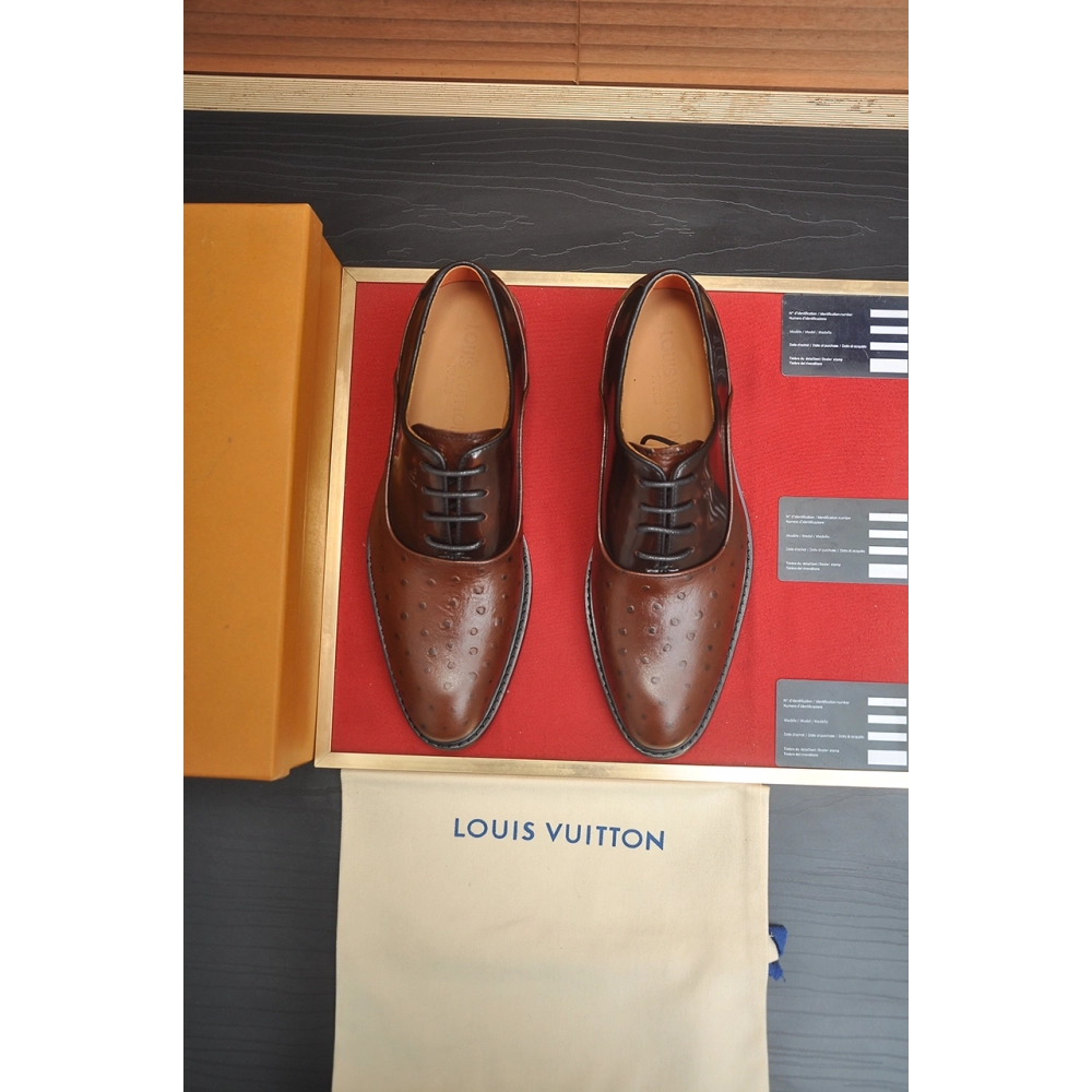 Louis Vuitton leather shoes 032,Louis Vuitton Leather Shoes,LOUIS VUITTON Sneakers,Business Shoes