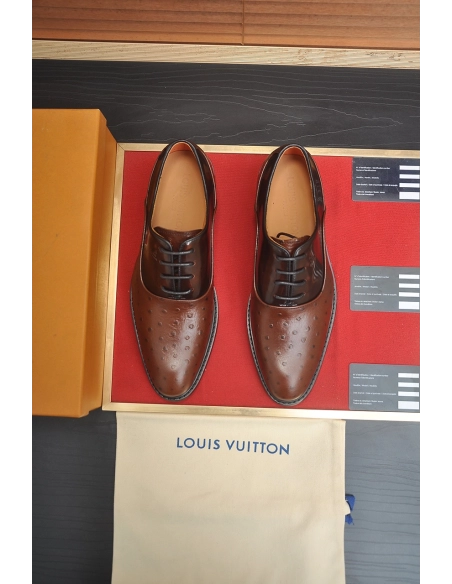 Louis Vuitton leather shoes 032,Louis Vuitton Leather Shoes,LOUIS VUITTON Sneakers,Business Shoes