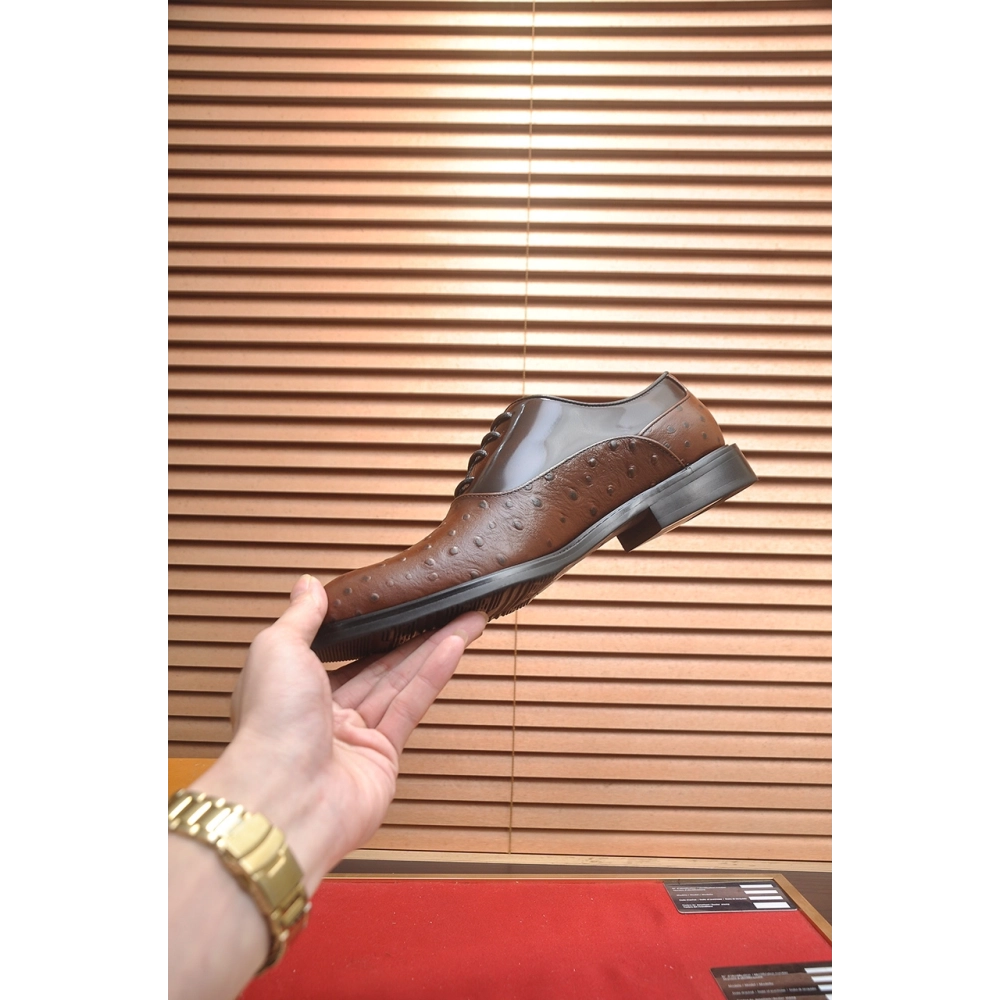 Louis Vuitton leather shoes 032,Louis Vuitton Leather Shoes,LOUIS VUITTON Sneakers,Business Shoes