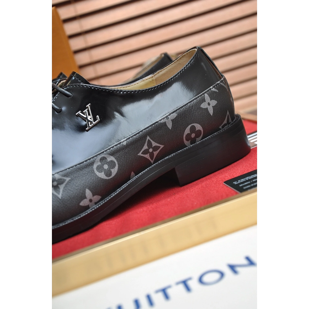 Louis Vuitton leather shoes 043,Louis Vuitton Leather Shoes,LOUIS VUITTON Sneakers,Business Shoes