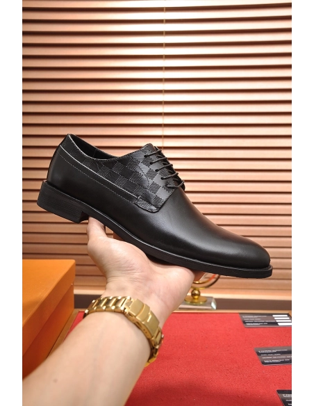 Louis Vuitton leather shoes 045,Louis Vuitton Leather Shoes,LOUIS VUITTON Sneakers,Business Shoes