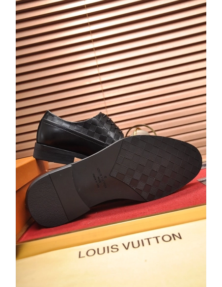 Louis Vuitton leather shoes 045,Louis Vuitton Leather Shoes,LOUIS VUITTON Sneakers,Business Shoes