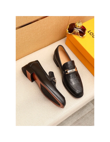 Louis Vuitton leather shoes 048,Louis Vuitton Leather Shoes,LOUIS VUITTON Sneakers,Business Shoes