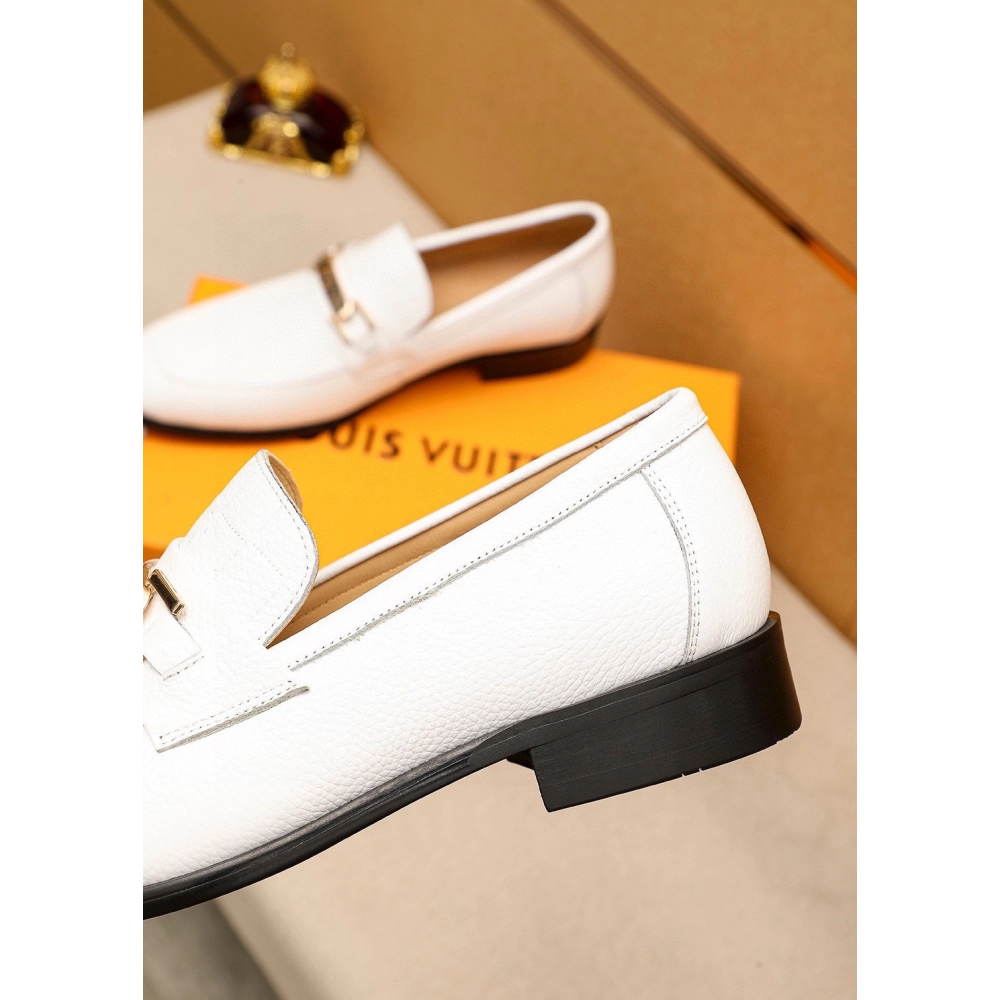 Louis Vuitton leather shoes 049,Louis Vuitton Leather Shoes,LOUIS VUITTON Sneakers,Business Shoes