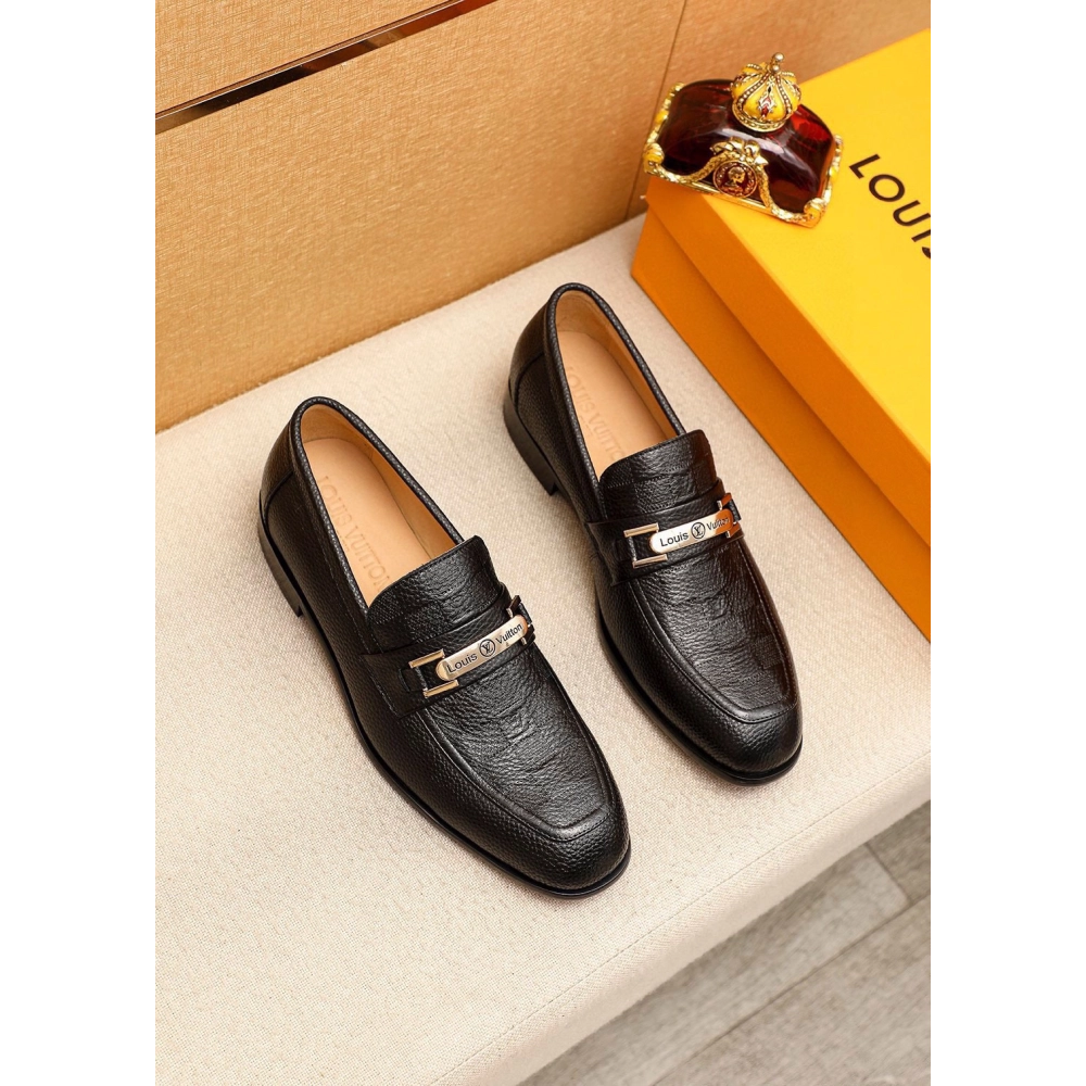 Louis Vuitton leather shoes 050,Louis Vuitton Leather Shoes,LOUIS VUITTON Sneakers,Business Shoes