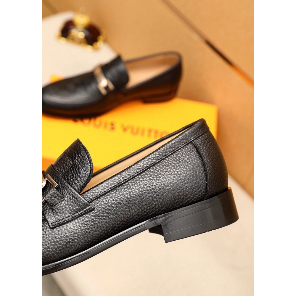 Louis Vuitton leather shoes 050,Louis Vuitton Leather Shoes,LOUIS VUITTON Sneakers,Business Shoes