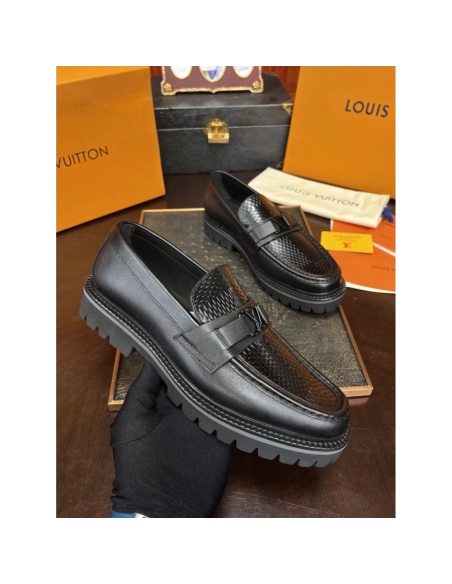Louis Vuitton leather shoes 055,Louis Vuitton Leather Shoes,LOUIS VUITTON Sneakers,Business Shoes