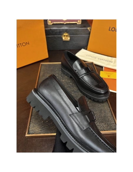 Louis Vuitton leather shoes 055,Louis Vuitton Leather Shoes,LOUIS VUITTON Sneakers,Business Shoes
