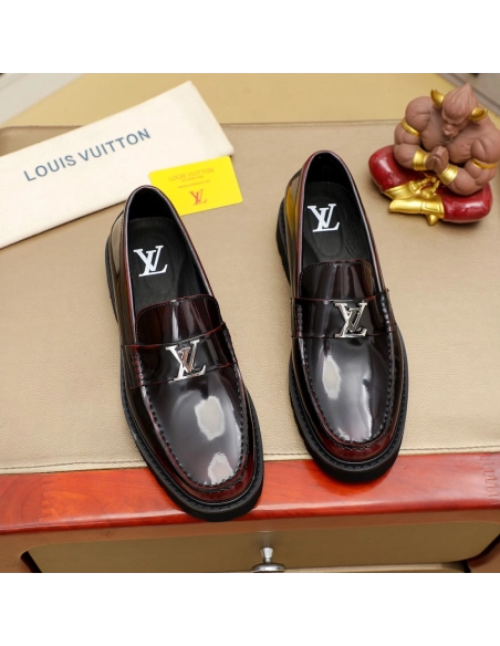 Louis Vuitton leather shoes 057,Louis Vuitton Leather Shoes,LOUIS VUITTON Sneakers,Business Shoes