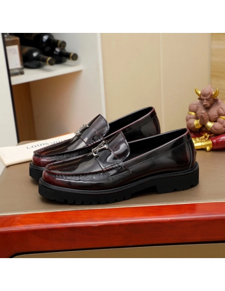 Louis Vuitton leather shoes 057,Louis Vuitton Leather Shoes,LOUIS VUITTON Sneakers,Business Shoes