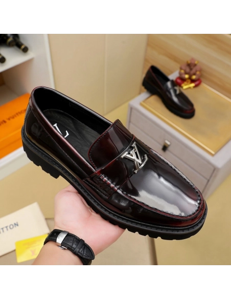 Louis Vuitton leather shoes 057,Louis Vuitton Leather Shoes,LOUIS VUITTON Sneakers,Business Shoes