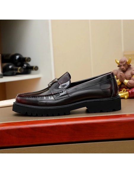 Louis Vuitton leather shoes 057,Louis Vuitton Leather Shoes,LOUIS VUITTON Sneakers,Business Shoes