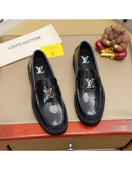 Louis Vuitton leather shoes 058,Louis Vuitton Leather Shoes,LOUIS VUITTON Sneakers,Business Shoes