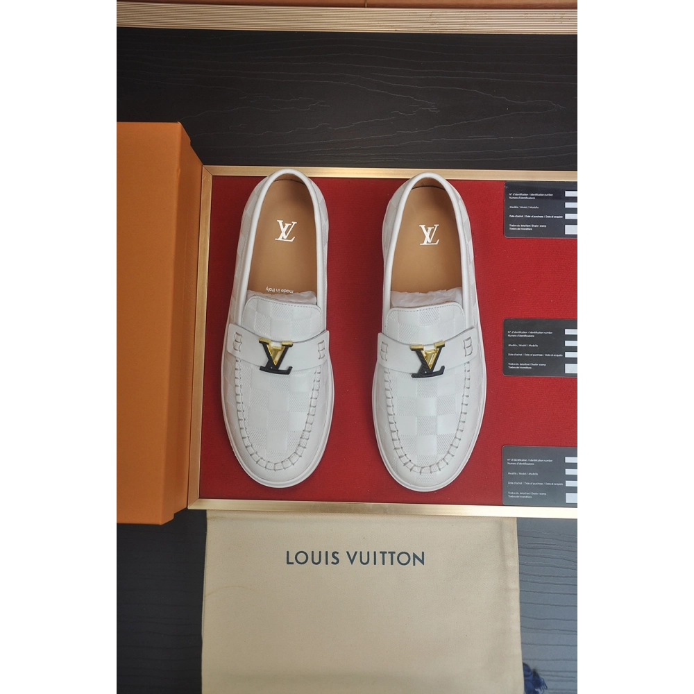 Louis Vuitton leather shoes 065,Louis Vuitton Leather Shoes,LOUIS VUITTON Sneakers,Business Shoes