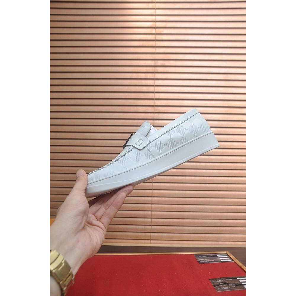 Louis Vuitton leather shoes 065,Louis Vuitton Leather Shoes,LOUIS VUITTON Sneakers,Business Shoes