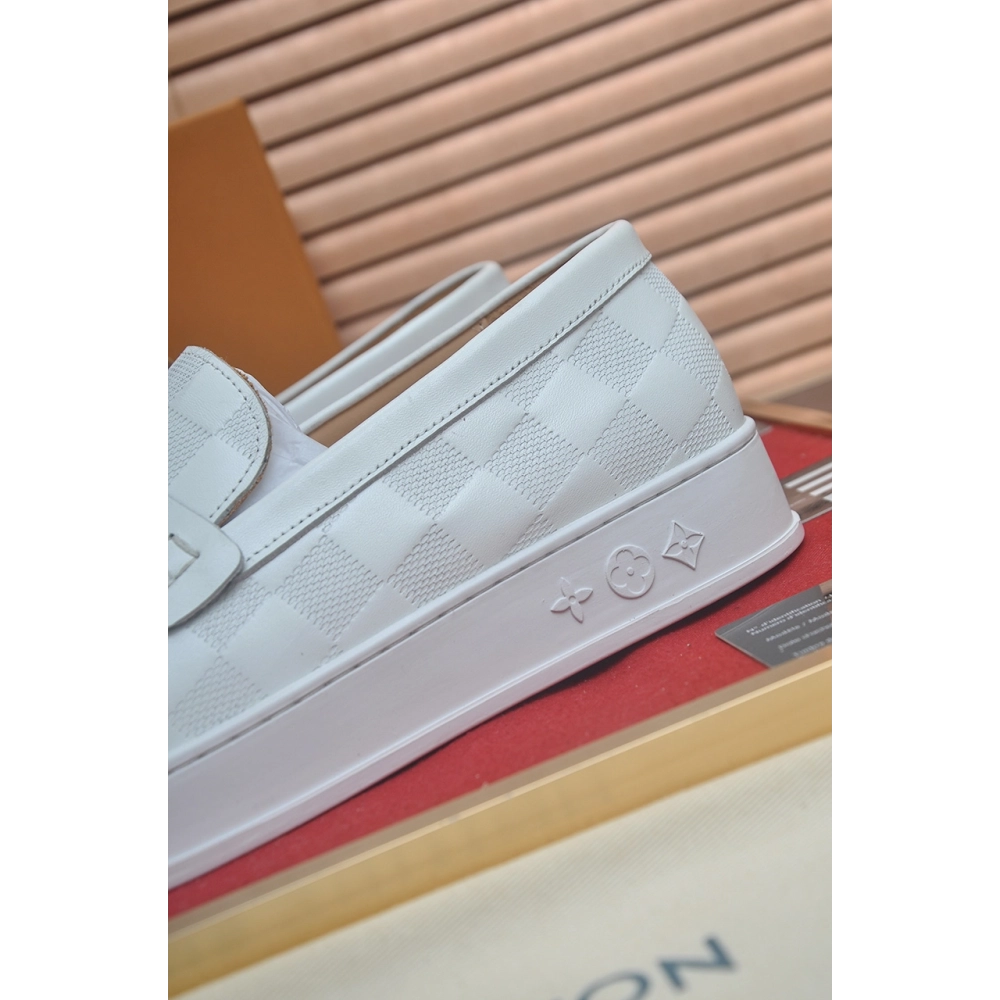 Louis Vuitton leather shoes 065,Louis Vuitton Leather Shoes,LOUIS VUITTON Sneakers,Business Shoes