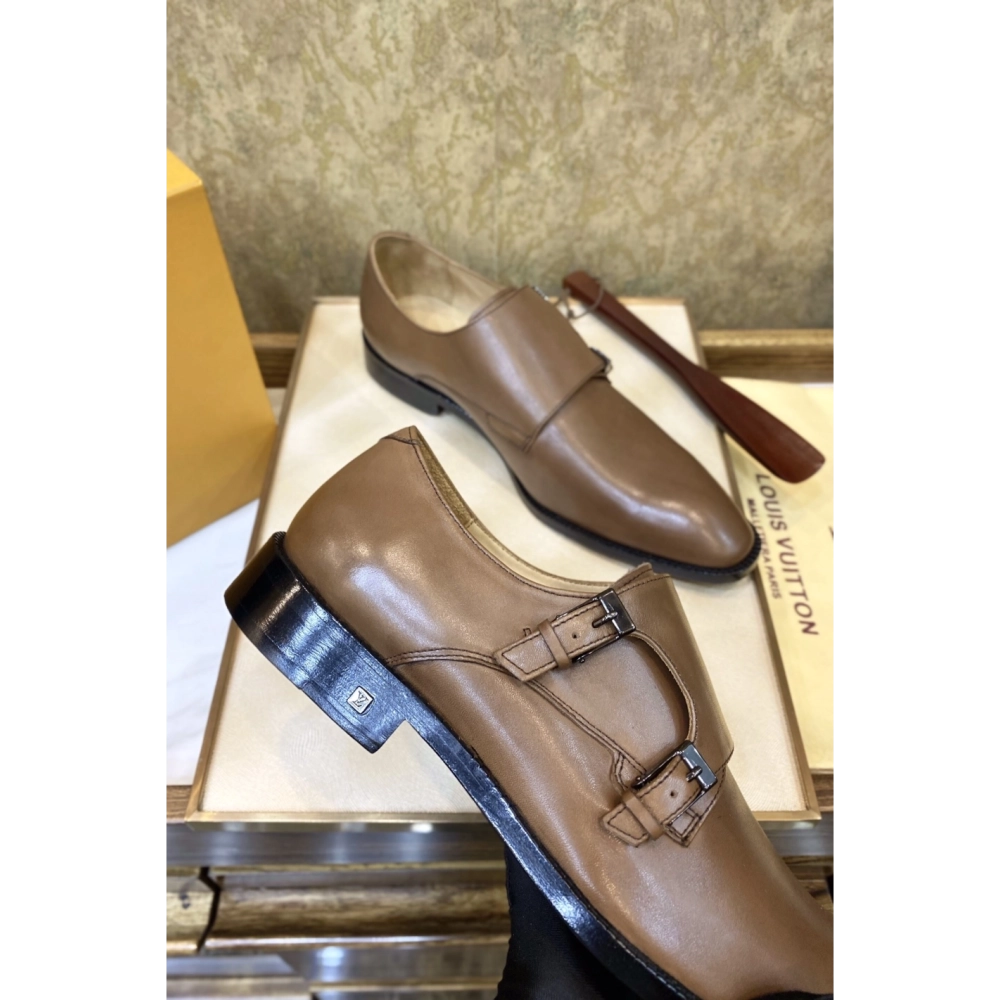 Louis Vuitton leather shoes 067,Louis Vuitton Leather Shoes,LOUIS VUITTON Sneakers,Business Shoes