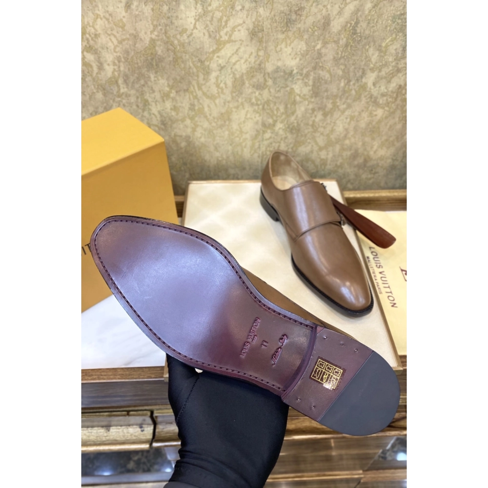 Louis Vuitton leather shoes 067,Louis Vuitton Leather Shoes,LOUIS VUITTON Sneakers,Business Shoes