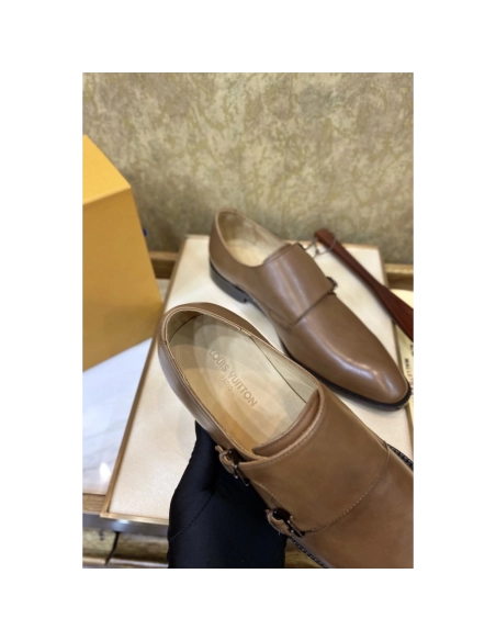 Louis Vuitton leather shoes 067,Louis Vuitton Leather Shoes,LOUIS VUITTON Sneakers,Business Shoes