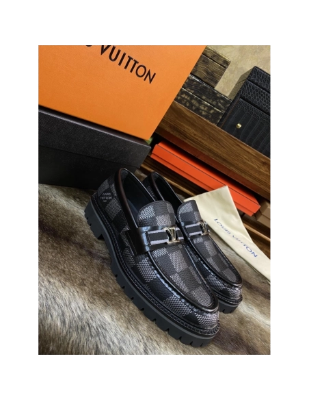 Louis Vuitton leather shoes 068,Louis Vuitton Leather Shoes,LOUIS VUITTON Sneakers,Business Shoes