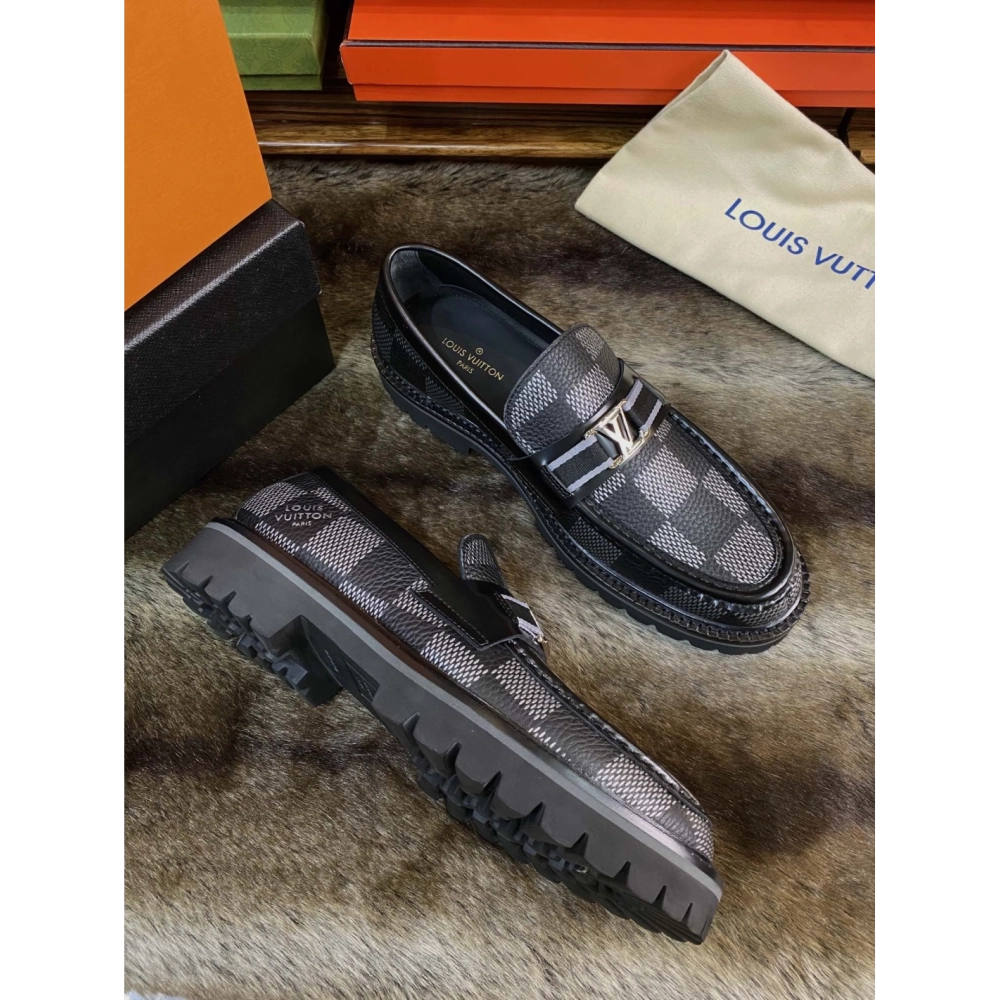 Louis Vuitton leather shoes 068,Louis Vuitton Leather Shoes,LOUIS VUITTON Sneakers,Business Shoes